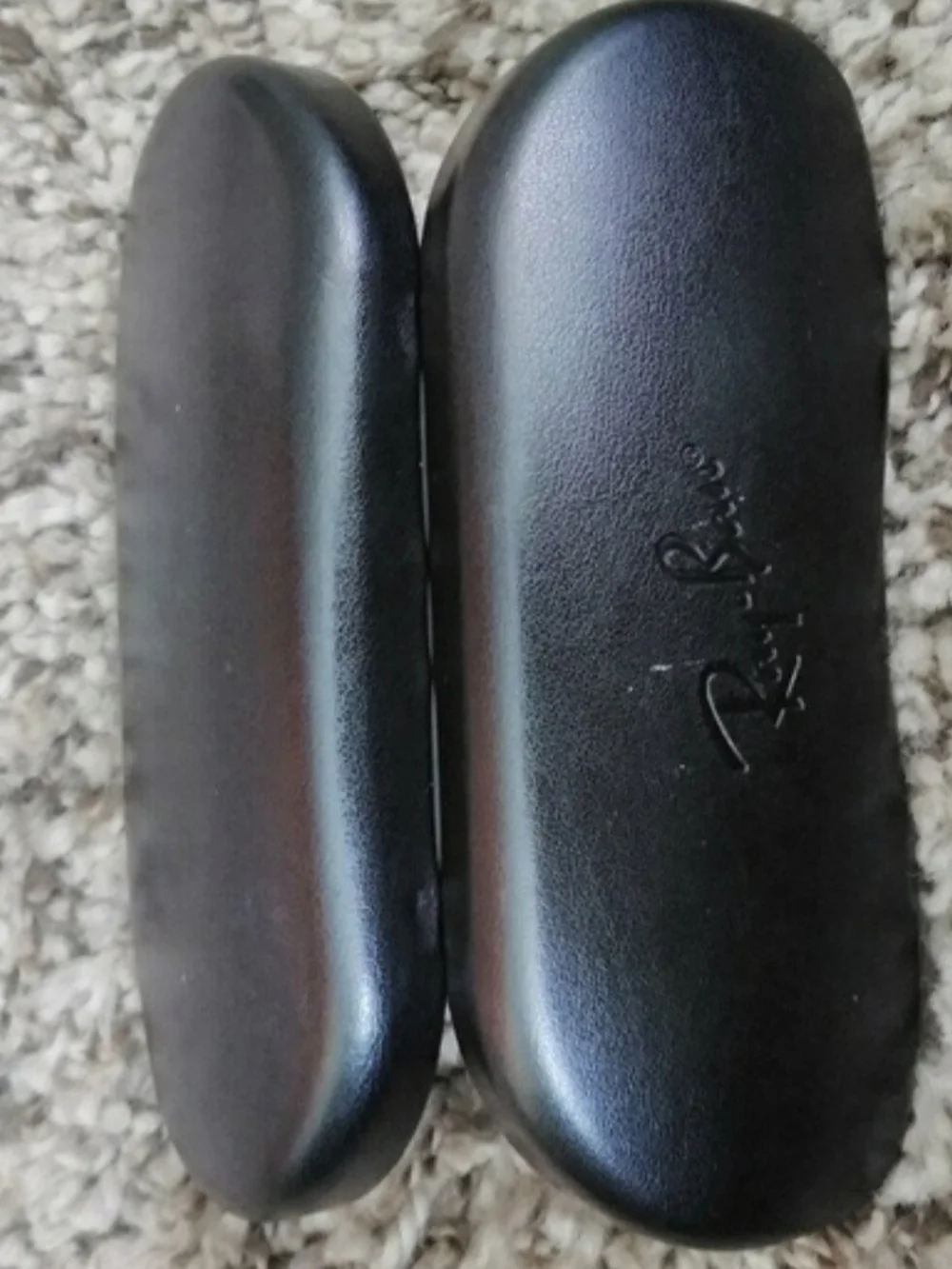 Ray-Ban Sunglasses Case in Black and Light Gray